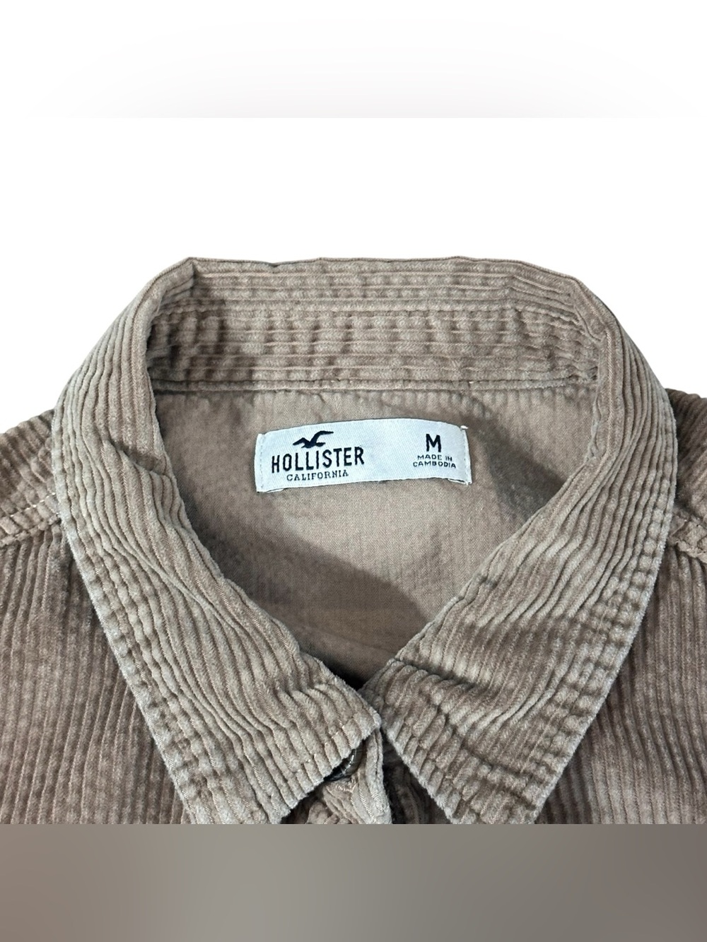 Hollister Men’s Corduroy Button Up Shirt Size M Brown 100% Cotton - Picture 3 of 4